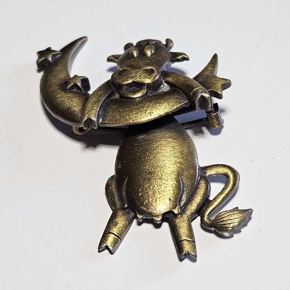 JJ Jonette Brooch Cow Jumped Over The Moon Cow Articulated Gold Bronze Tone